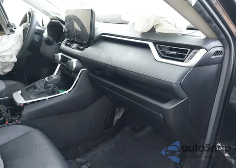 2023 Toyota Rav4 Xle Premium z USA, uszkodzony, nr VIN 2T3A1RFV2PW346145